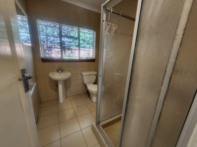 To Let 2 Bedroom Property for Rent in Dunkeld Gauteng