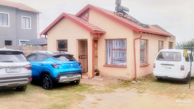 4 Bedroom Property for Sale in Birch Acres Gauteng