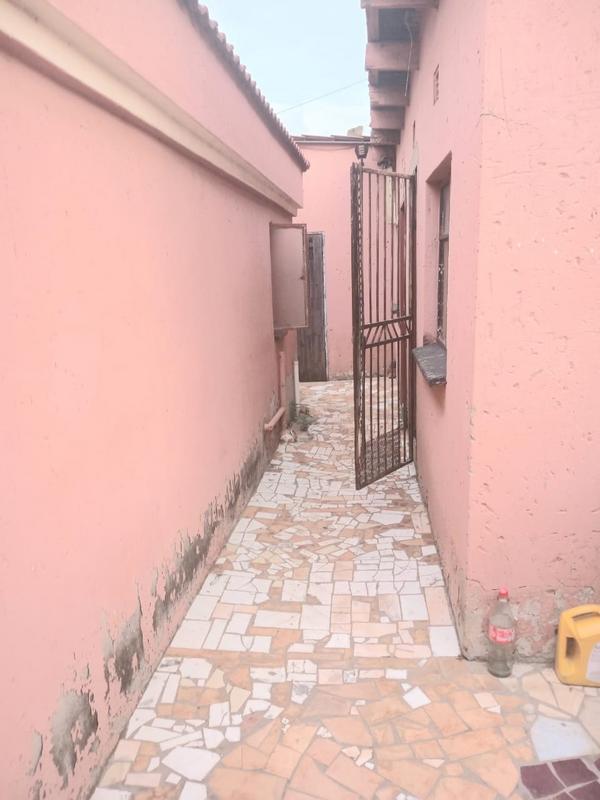 3 Bedroom Property for Sale in Meadowlands Gauteng
