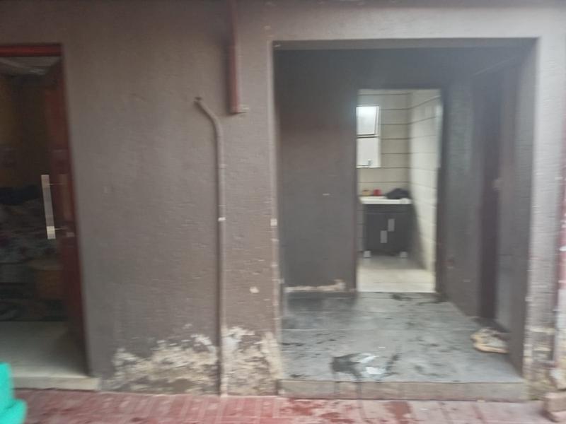 2 Bedroom Property for Sale in Dobsonville Gauteng