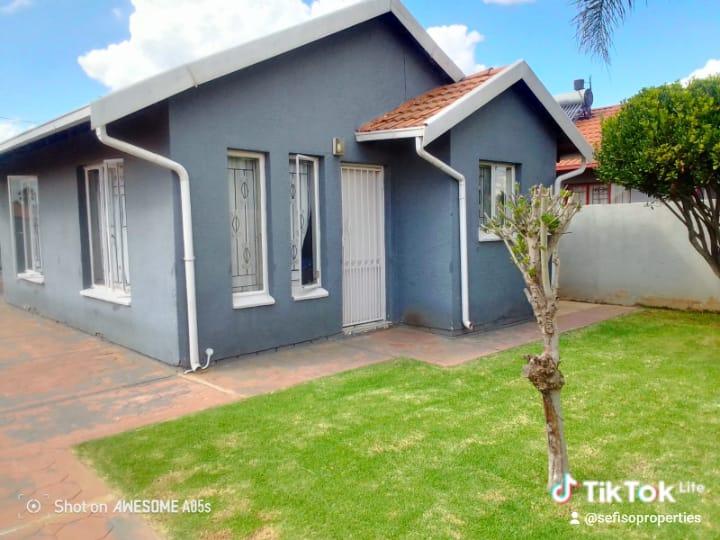 2 Bedroom Property for Sale in Soshanguve XX Gauteng