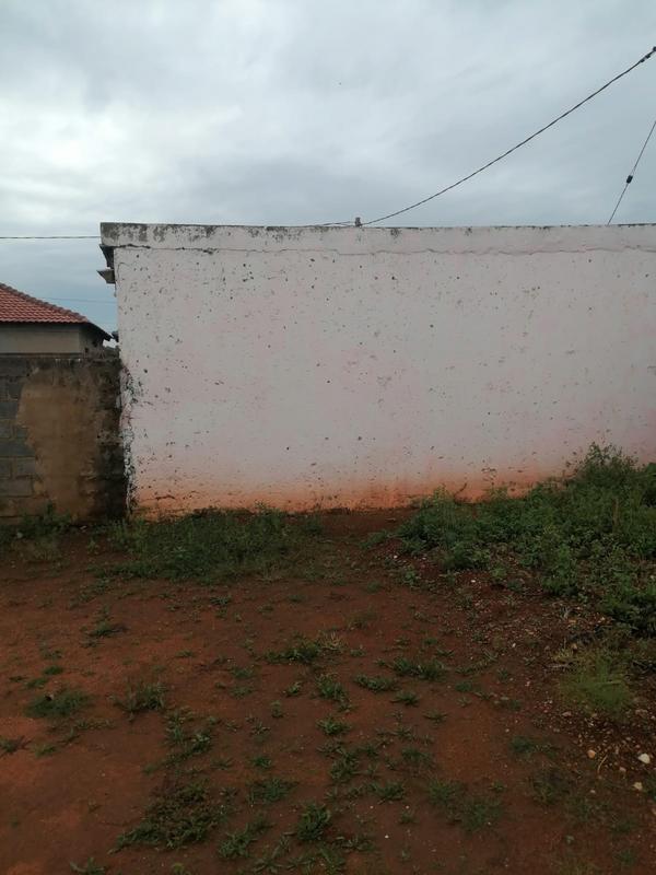 1 Bedroom Property for Sale in Braamfischerville Gauteng