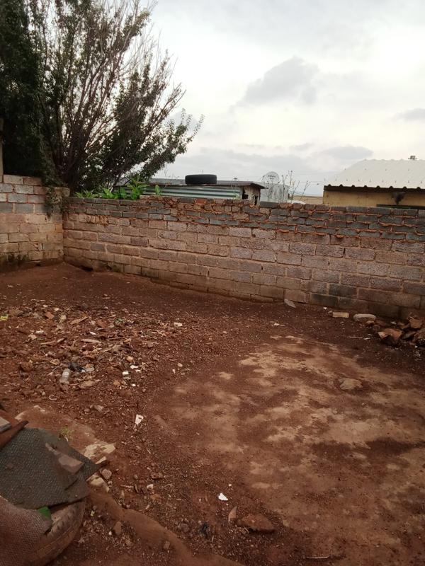 2 Bedroom Property for Sale in Slovo Park Gauteng