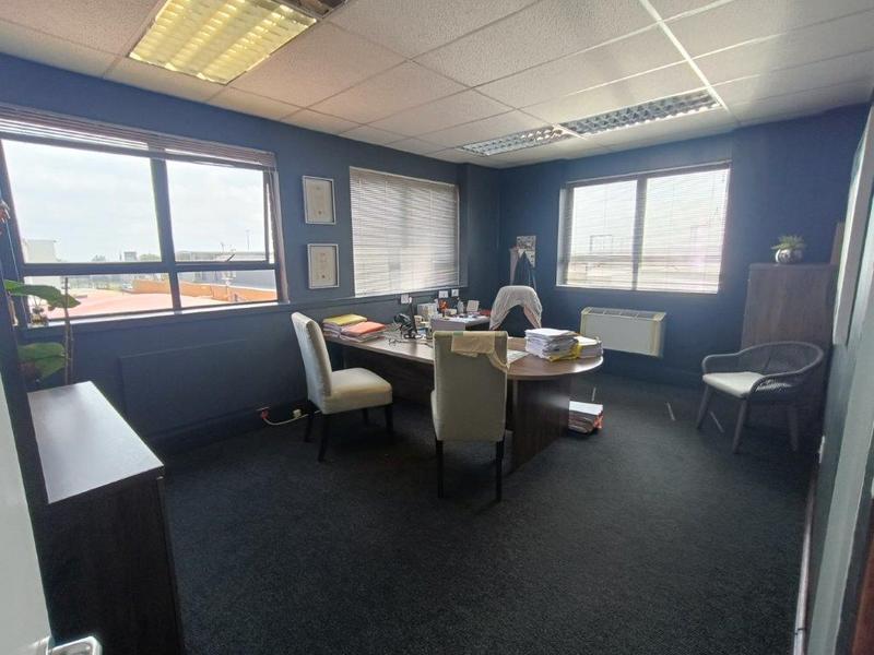 To Let Commercial Property for Rent in Allens Nek Gauteng
