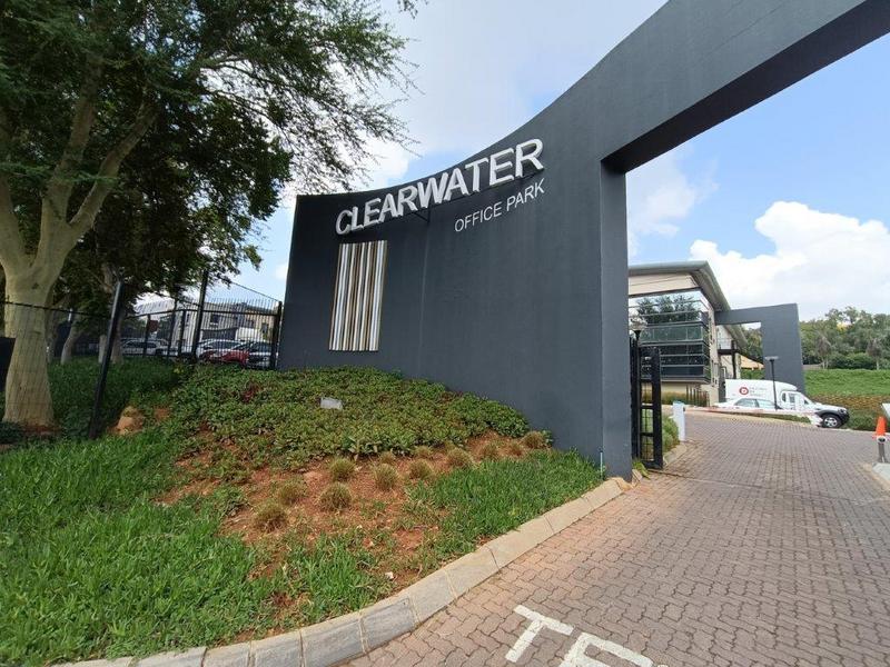 To Let Commercial Property for Rent in Strubensvallei Gauteng