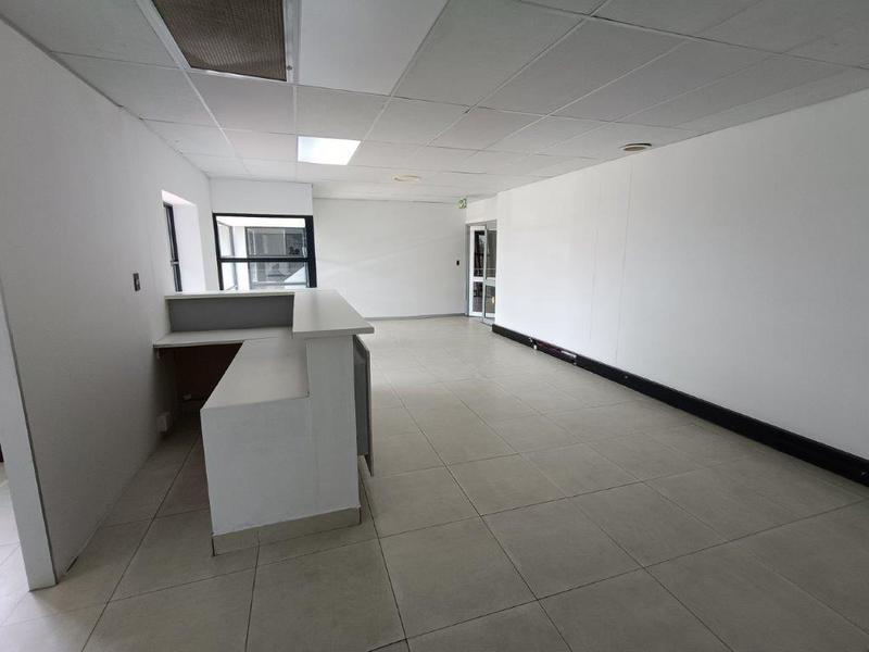 To Let Commercial Property for Rent in Strubensvallei Gauteng