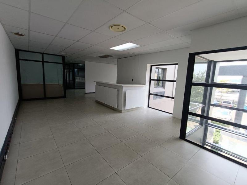 To Let Commercial Property for Rent in Strubensvallei Gauteng