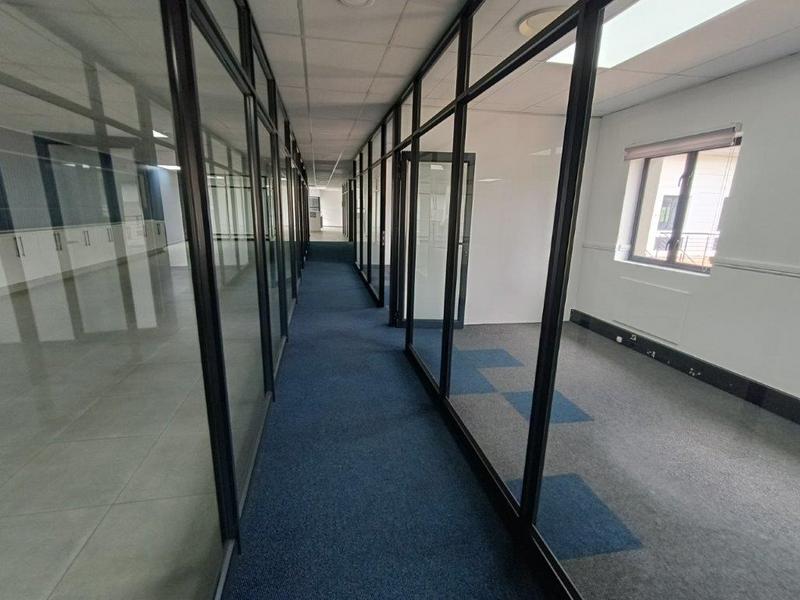 To Let Commercial Property for Rent in Strubensvallei Gauteng