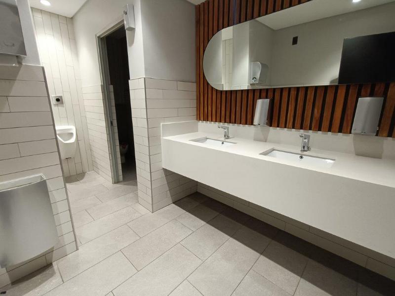 To Let Commercial Property for Rent in Strubensvallei Gauteng
