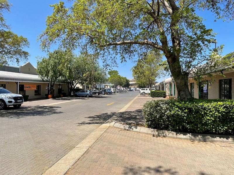 To Let Commercial Property for Rent in Hennopspark Gauteng
