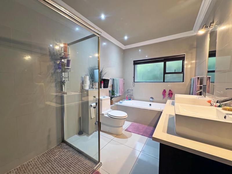4 Bedroom Property for Sale in Eagle Canyon Golf Estate Gauteng