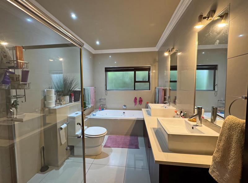 4 Bedroom Property for Sale in Eagle Canyon Golf Estate Gauteng
