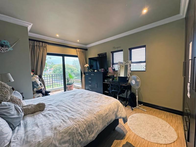 4 Bedroom Property for Sale in Eagle Canyon Golf Estate Gauteng