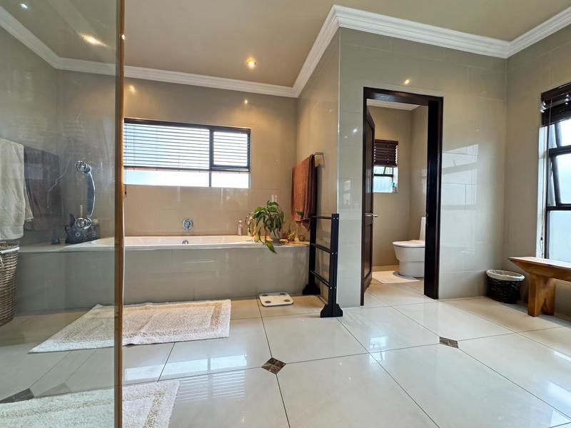 4 Bedroom Property for Sale in Eagle Canyon Golf Estate Gauteng
