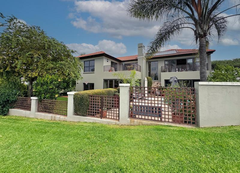 4 Bedroom Property for Sale in Eagle Canyon Golf Estate Gauteng