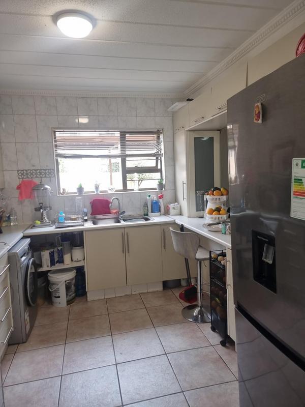 2 Bedroom Property for Sale in Bedfordview Gauteng