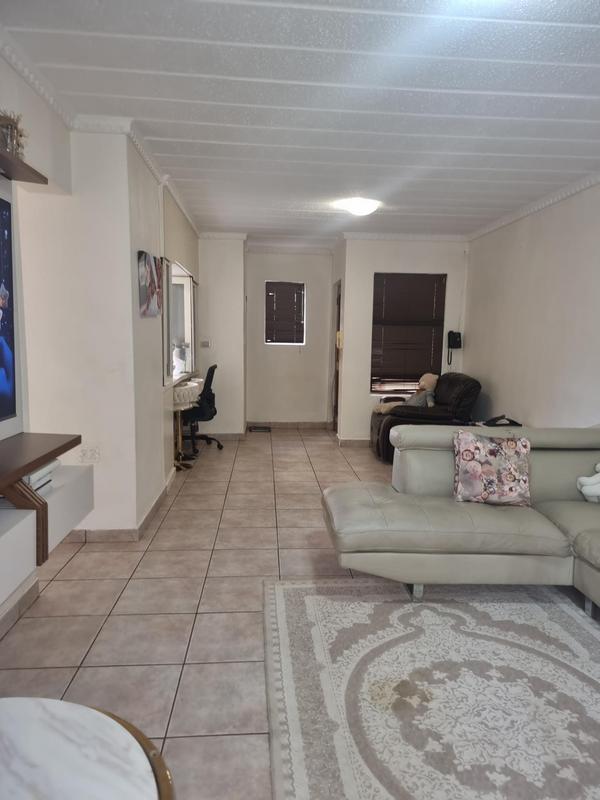 2 Bedroom Property for Sale in Bedfordview Gauteng