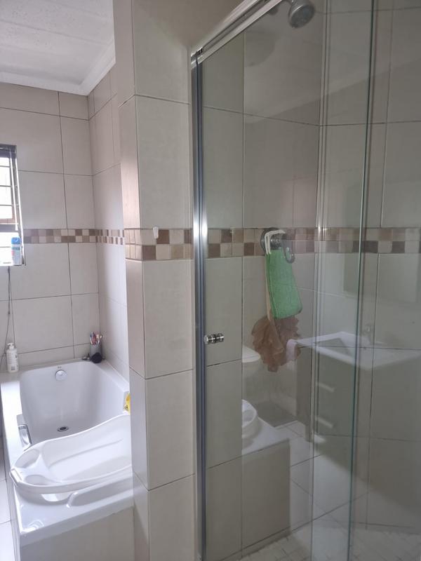 2 Bedroom Property for Sale in Bedfordview Gauteng