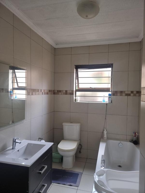 2 Bedroom Property for Sale in Bedfordview Gauteng