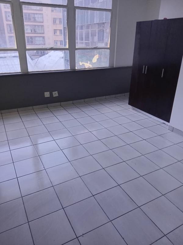 1 Bedroom Property for Sale in Johannesburg Gauteng