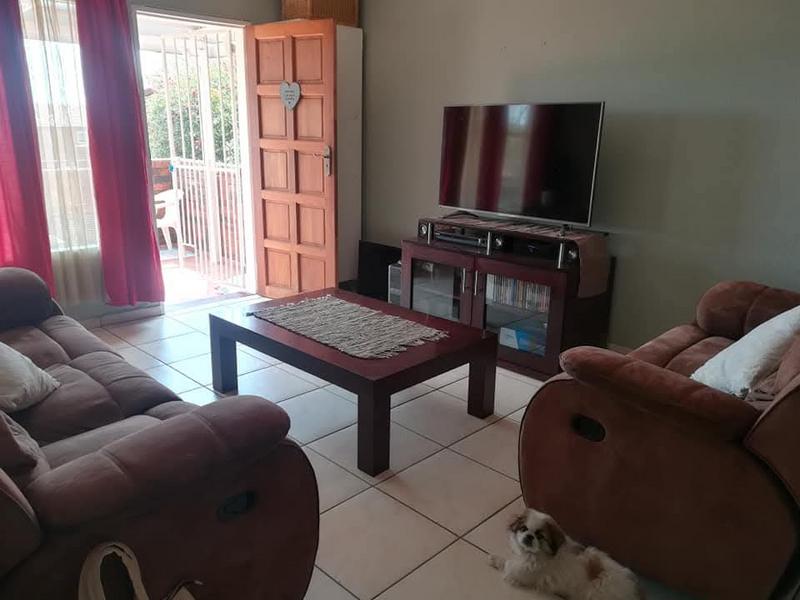 2 Bedroom Property for Sale in Wilro Park Gauteng