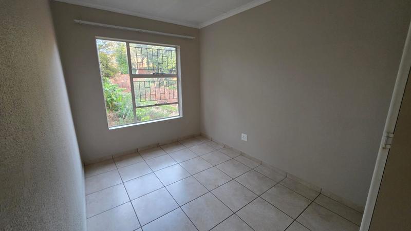2 Bedroom Property for Sale in Wilro Park Gauteng