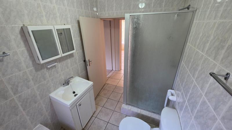 2 Bedroom Property for Sale in Wilro Park Gauteng