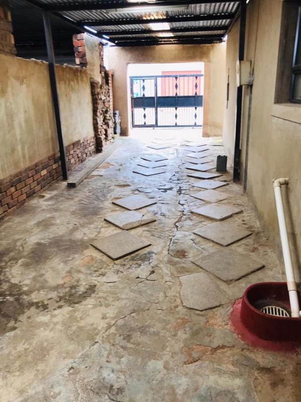 To Let 2 Bedroom Property for Rent in Naledi Gauteng