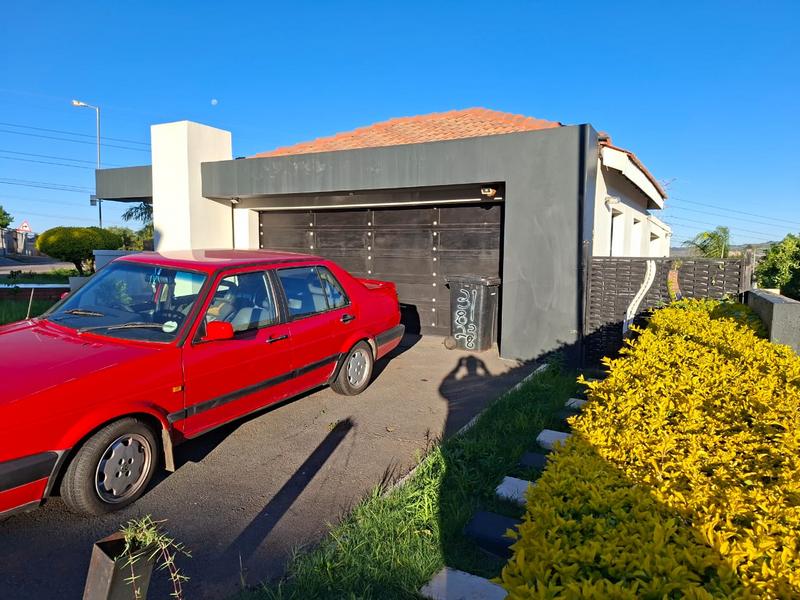 3 Bedroom Property for Sale in Elandspoort Gauteng