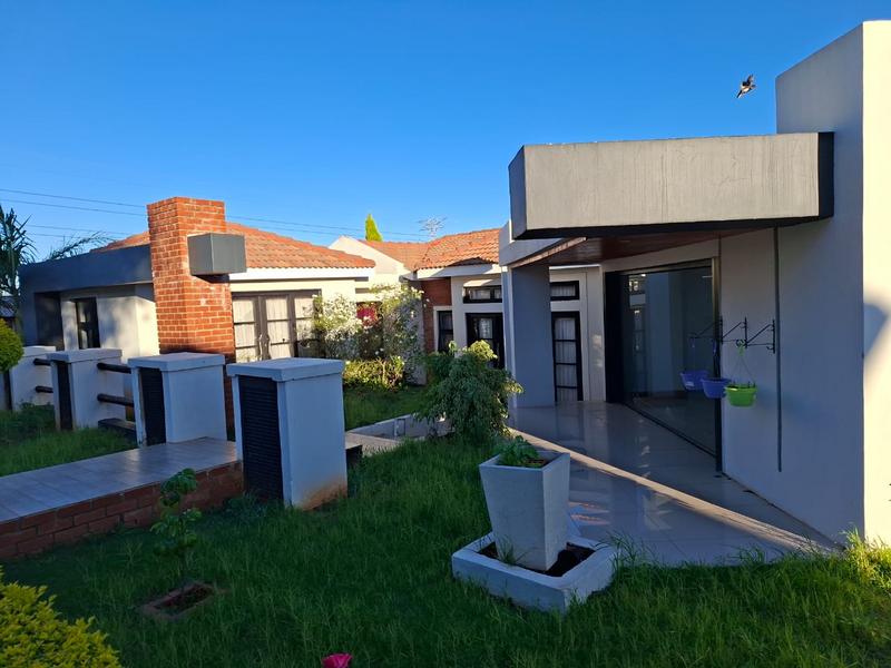 3 Bedroom Property for Sale in Elandspoort Gauteng