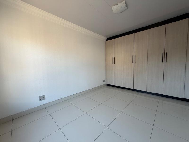 To Let 2 Bedroom Property for Rent in Erasmia Gauteng