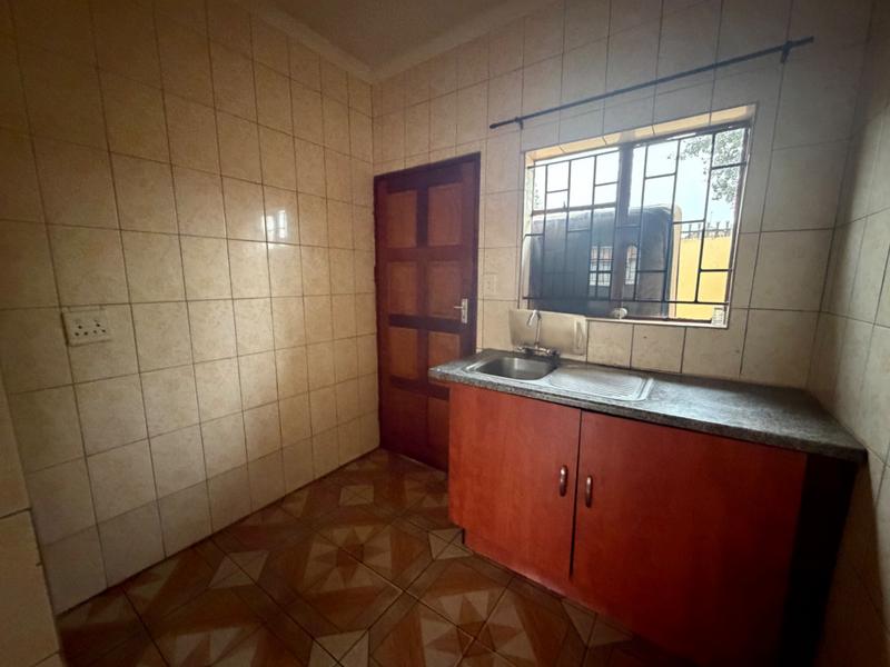 To Let 3 Bedroom Property for Rent in Laudium Gauteng