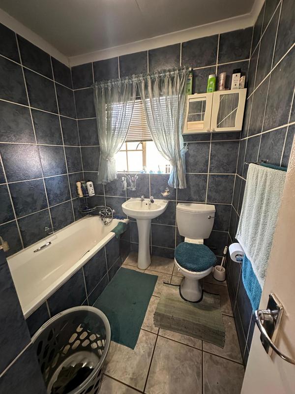 2 Bedroom Property for Sale in Albemarle Gauteng