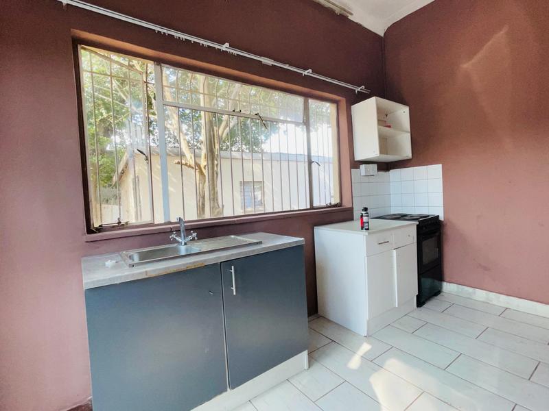 7 Bedroom Property for Sale in Primrose Gauteng