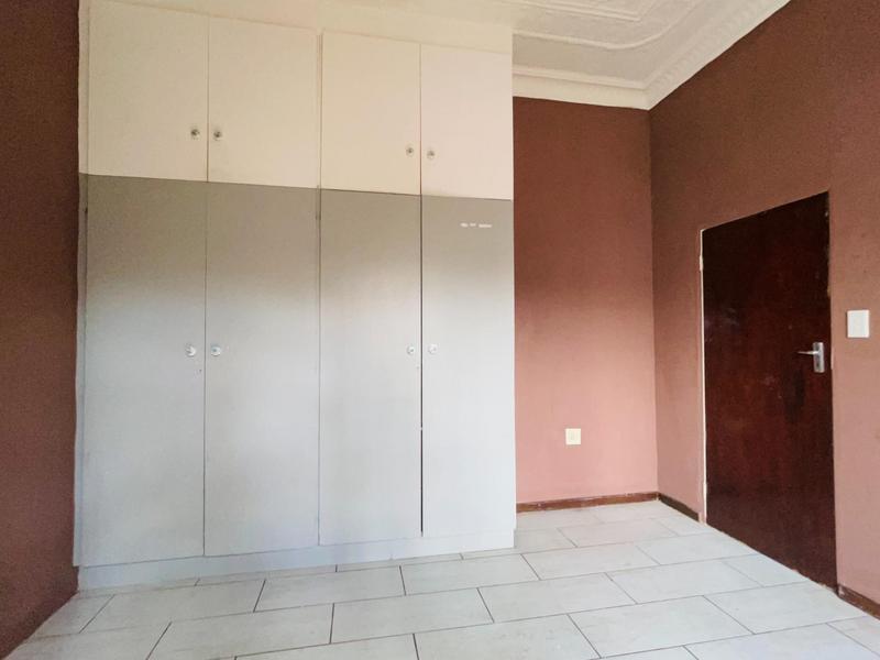 7 Bedroom Property for Sale in Primrose Gauteng