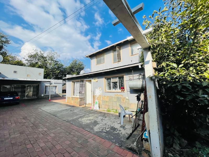 8 Bedroom Property for Sale in Primrose Gauteng