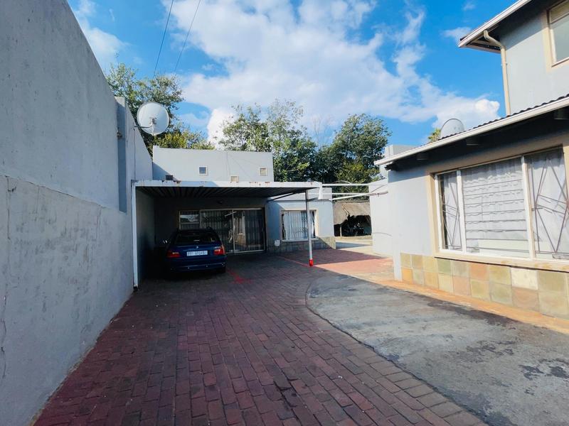 8 Bedroom Property for Sale in Primrose Gauteng