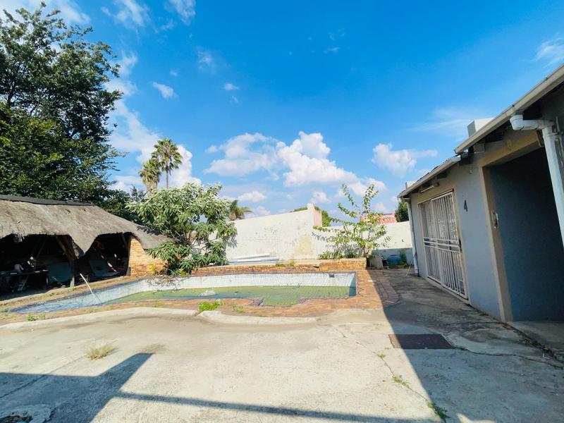 8 Bedroom Property for Sale in Primrose Gauteng
