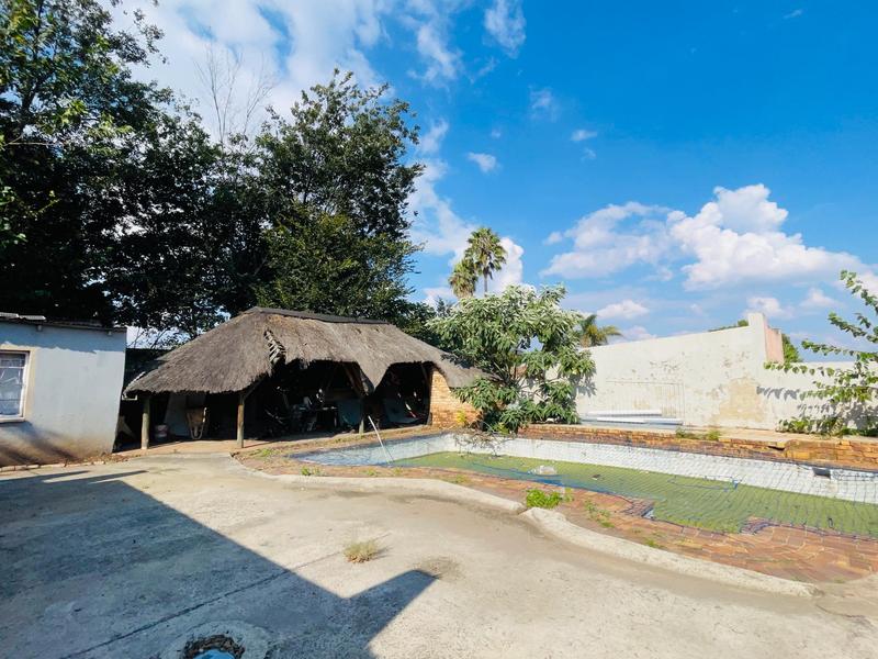 8 Bedroom Property for Sale in Primrose Gauteng