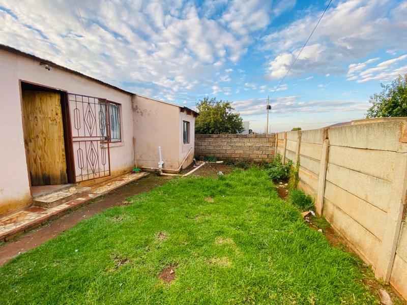2 Bedroom Property for Sale in Katlehong South Gauteng