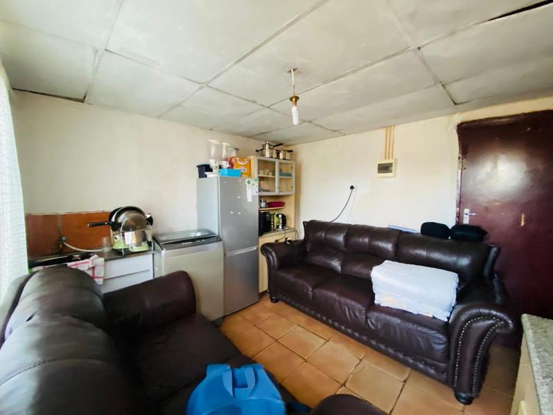 2 Bedroom Property for Sale in Katlehong South Gauteng
