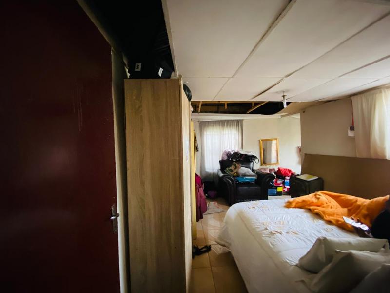 2 Bedroom Property for Sale in Katlehong South Gauteng