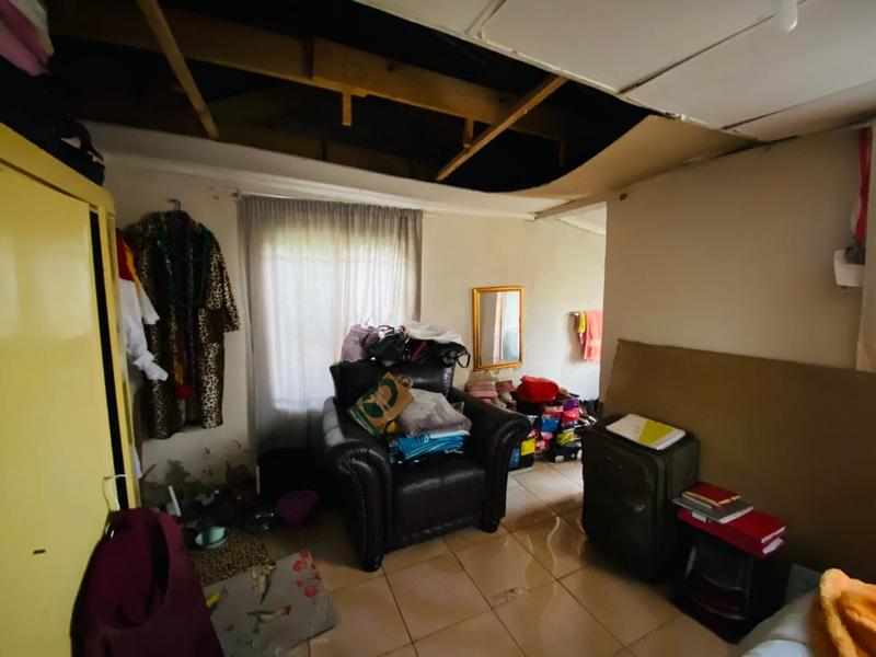 2 Bedroom Property for Sale in Katlehong South Gauteng