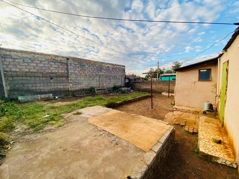2 Bedroom Property for Sale in Katlehong South Gauteng
