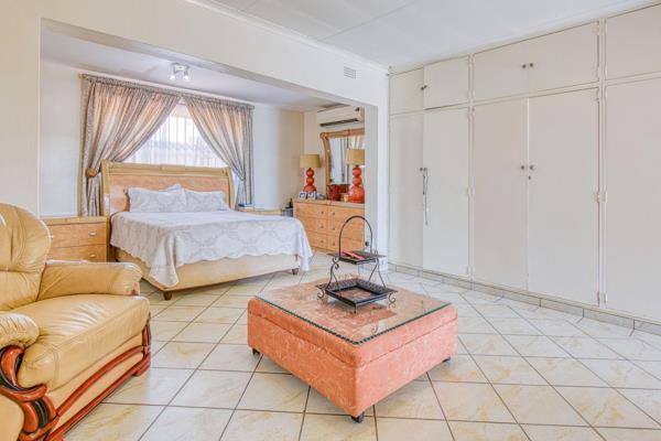 3 Bedroom Property for Sale in Glenvista Gauteng