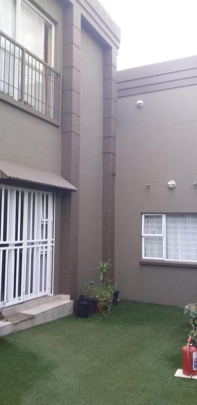7 Bedroom Property for Sale in Kensington Gauteng