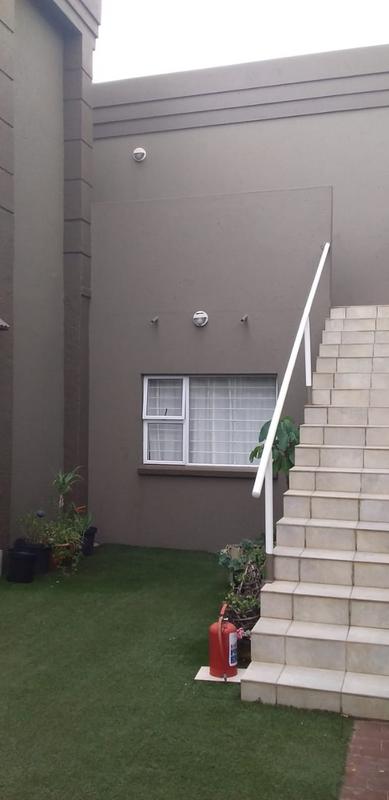 7 Bedroom Property for Sale in Kensington Gauteng