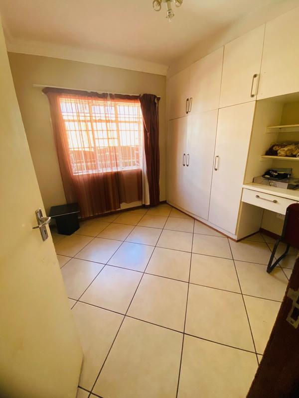 4 Bedroom Property for Sale in South Hills Gauteng