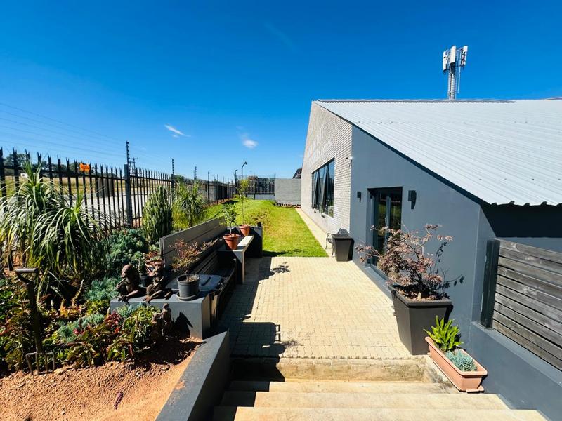 0 Bedroom Property for Sale in Ruimsig Gauteng