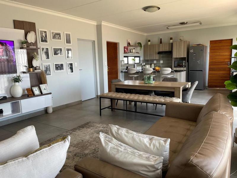 3 Bedroom Property for Sale in Thatchfield Gauteng